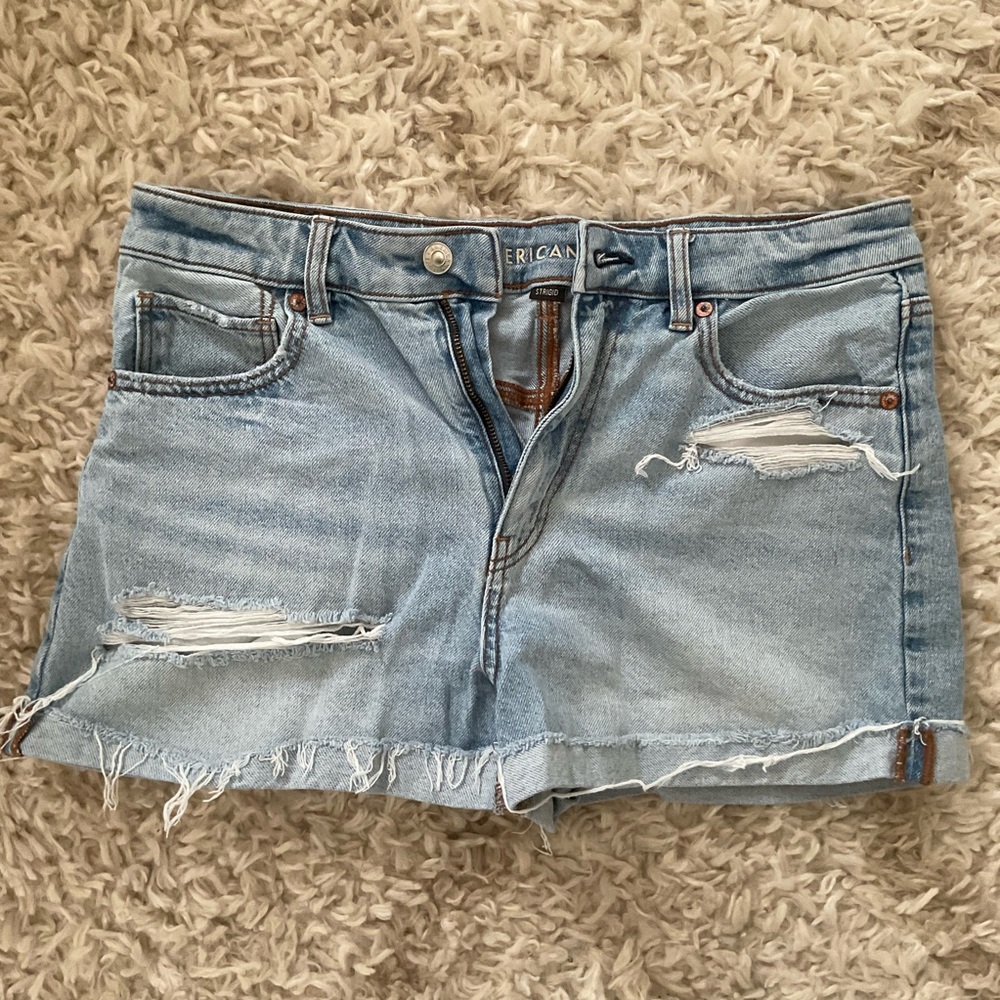 American Eagle Outfitters Women's Faded Blue Ripped Jean Shorts